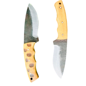 CUSTOM HANDSMADE HUNTING KNIVE (SKN-71)
